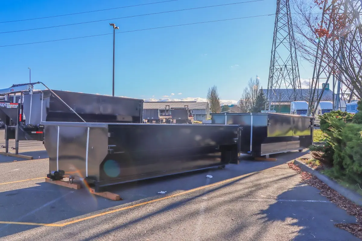 Professional dumpster rental and junk removal service in De Witt